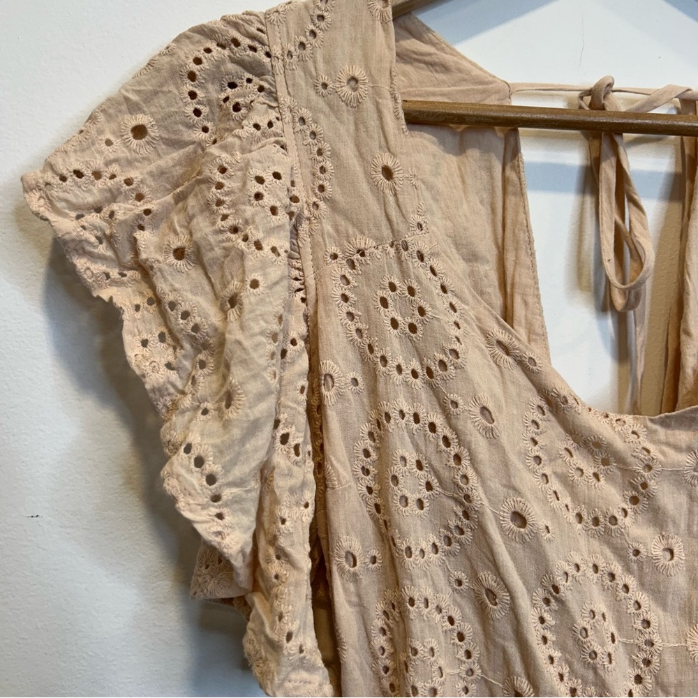 HYFVE Mackenzie Eyelet Tiered Ruffle Sleeve Maxi Dress Blush - Picture 3 of 8